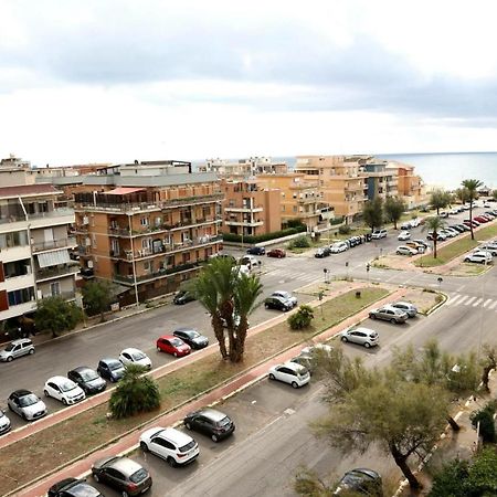 Appartamento Superattico Lido di Ostia Esterno foto